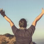 Pensamientos repetitivos: por qué no puedes dejar de darle vueltas a las cosas
